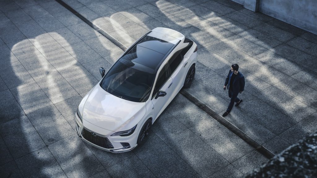 2032-Lexus-RX